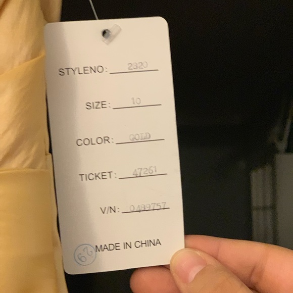 Alexia Designs Bridesmaid Dress - Picture 3 of 5